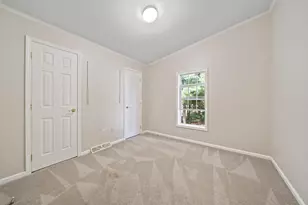 406 Simmons Rd, Middleborough, MA 02346 - Photo 10