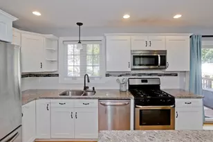15 Lombard Ave, East Longmeadow, MA 01028 - Photo 18