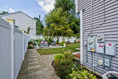 15 Lombard Ave, East Longmeadow, MA 01028 - Photo 42