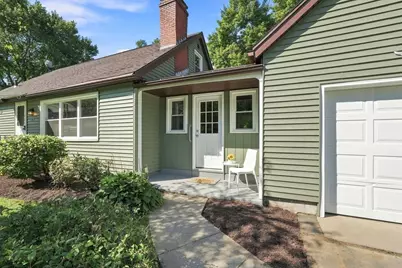 331 Valley View Dr, Westfield, MA 01085 - Photo 2