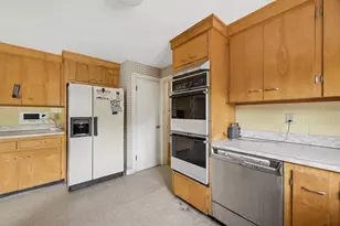 95 Shrewsbury St, West Boylston, MA 01583 - Photo 6