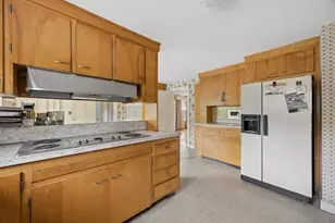 95 Shrewsbury St, West Boylston, MA 01583 - Photo 8