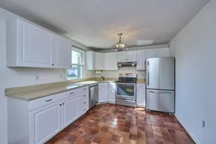 9 Circuit Ln, Watertown, MA 02472 - Photo 10