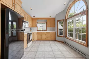 4 Shore Ln, Holland, MA 01521 - Photo 4