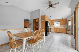 4 Shore Ln, Holland, MA 01521 - Photo 6