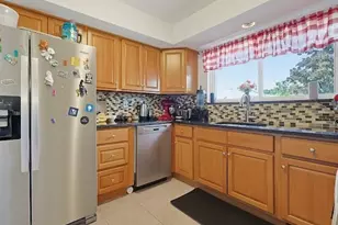 93 Rosewood Dr, Stoughton, MA 02072 - Photo 14