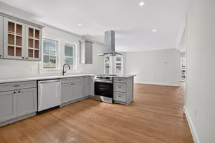 41-43 Elmdale St, Boston, MA 02122 - Photo 16