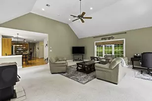 161 South St, Upton, MA 01568 - Photo 14