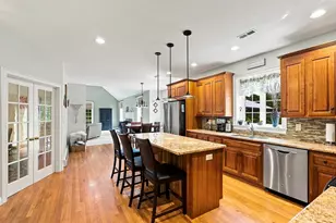 161 South St, Upton, MA 01568 - Photo 10