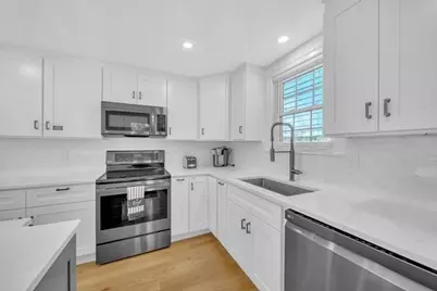 35 Holbrook Ave, Wellfleet, MA 02667 - Photo 4