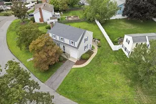 30 Manor Rd, Waltham, MA 02453 - Photo 4