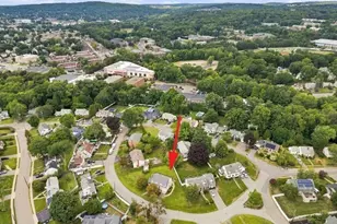 30 Manor Rd, Waltham, MA 02453 - Photo 8