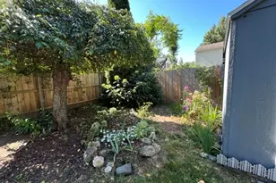 28 Superior Ave, Springfield, MA 01151 - Photo 32