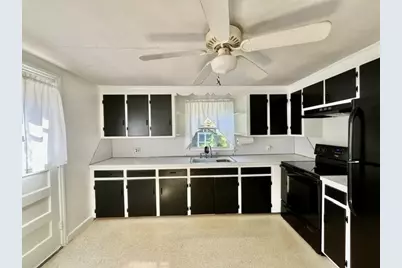 28 Superior Ave, Springfield, MA 01151 - Photo 8