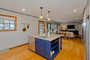 7 Woodland Rd, Westfield, MA 01085 - Photo 8