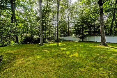 7 Woodland Rd, Westfield, MA 01085 - Photo 4