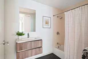 10 Farnsworth St, Boston, MA 02210 - Photo 10