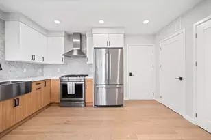 457 W Broadway, Boston, MA 02127 - Photo 2