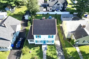 1388 Bay St, Springfield, MA 01109 - Photo 4