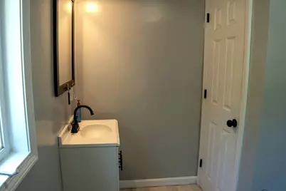 1388 Bay St, Springfield, MA 01109 - Photo 28