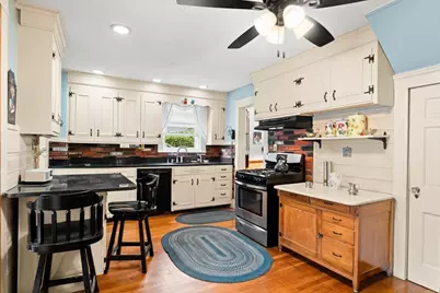 3 Roosevelt Road, Salem, MA 01970 - Photo 10