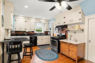 3 Roosevelt Rd, Salem, MA 01970 - Photo 10