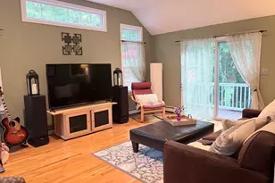 36 Bartlett St, Pembroke, MA 02359 - Photo 10