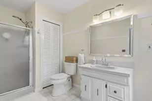58 Heritage Dr, Lowell, MA 01852 - Photo 20