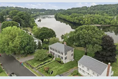 58 Heritage Drive, Lowell, MA 01852 - Photo 4