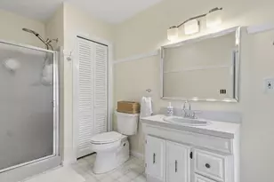 58 Heritage Dr, Lowell, MA 01852 - Photo 20