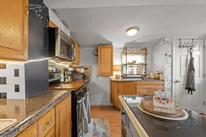 39 Macy St, Quincy, MA 02169 - Photo 10