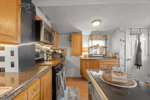 39 Macy St, Quincy, MA 02169 - Photo 10