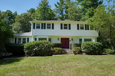 21 Village Green, Norfolk, MA 02056 - Photo 2