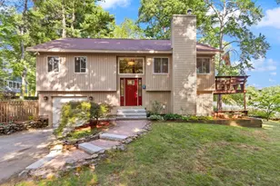 4 Minot Ave, Chelmsford, MA 01824 - Photo 2