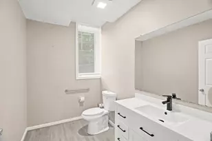 4902 Heatherwood Ln, Peabody, MA 01960 - Photo 36