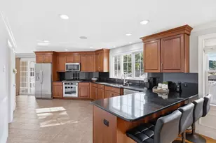35 Oheir Way, Lowell, MA 01852 - Photo 8