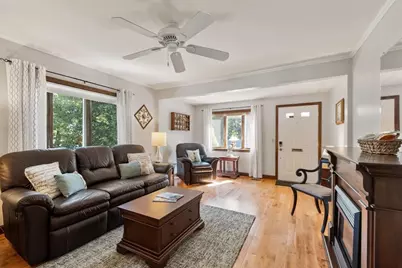 12 Williams Street, Danvers, MA 01923 - Photo 2
