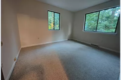16 Hundred Oaks Ln #16, Ashland, MA 01721 - Photo 10