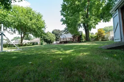 87 Berkshire Dr, Westfield, MA 01085 - Photo 32