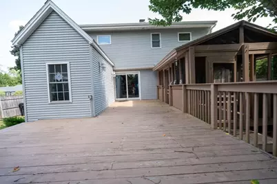 87 Berkshire Dr, Westfield, MA 01085 - Photo 8