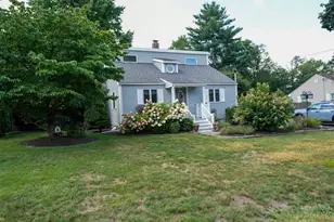 87 Berkshire Dr, Westfield, MA 01085 - Photo 2