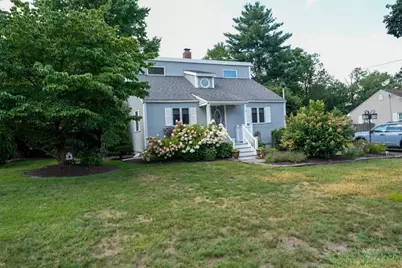 87 Berkshire Dr, Westfield, MA 01085 - Photo 2