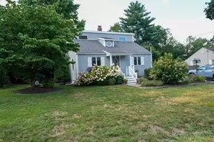 87 Berkshire Dr, Westfield, MA 01085 - Photo 2