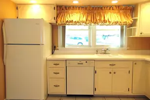 225 Reingold Ave, Fitchburg, MA 01420 - Photo 6