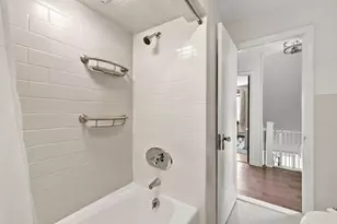 43 Chilmark, Worcester, MA 01604 - Photo 20