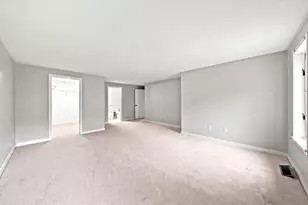 34 Woodland Park Dr, Haverhill, MA 01830 - Photo 22