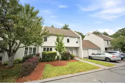 34 Woodland Park Dr #34, Haverhill, MA 01830 - Photo 2