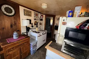 181 Pond St, Leominster, MA 01453 - Photo 14