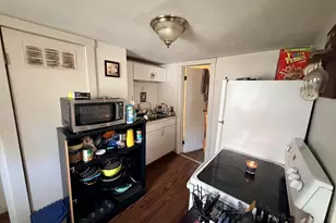 181 Pond St, Leominster, MA 01453 - Photo 12