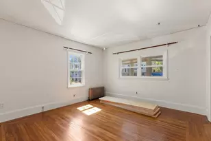 22 Clyde St, Somerville, MA 02144 - Photo 6